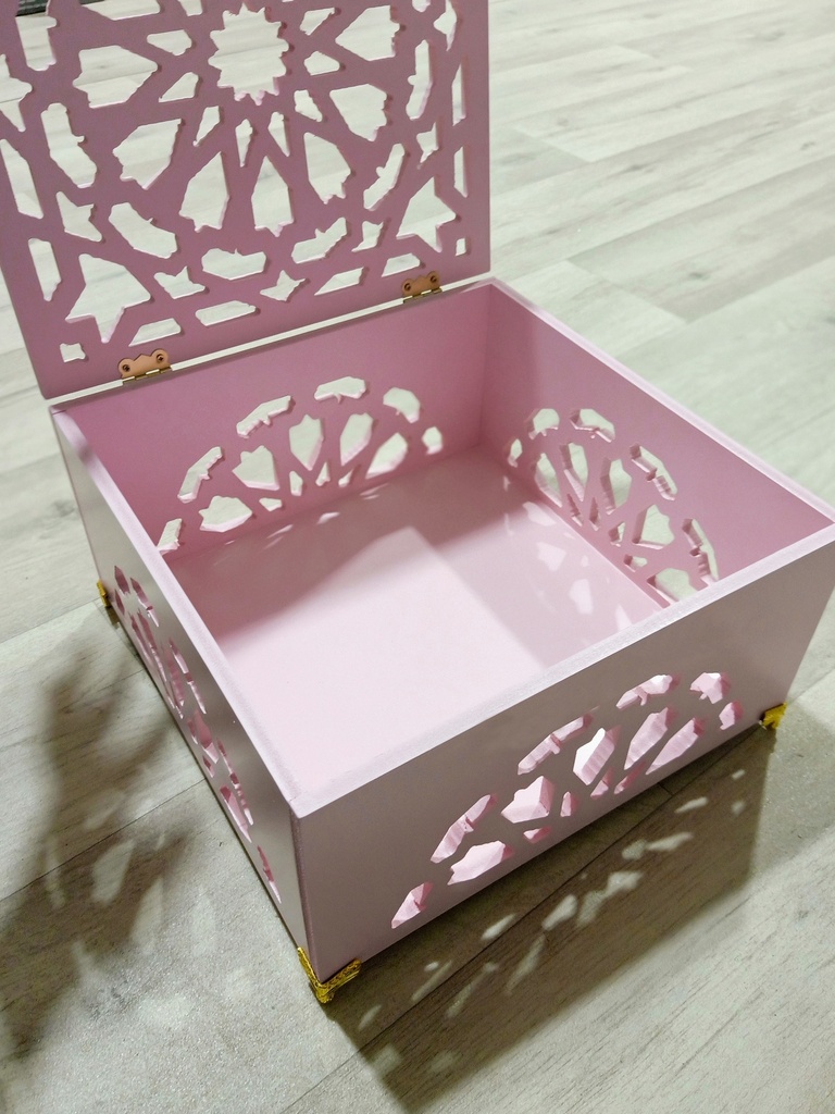 Coffre arabesque Rose (صندوق أرابيسك وردي)