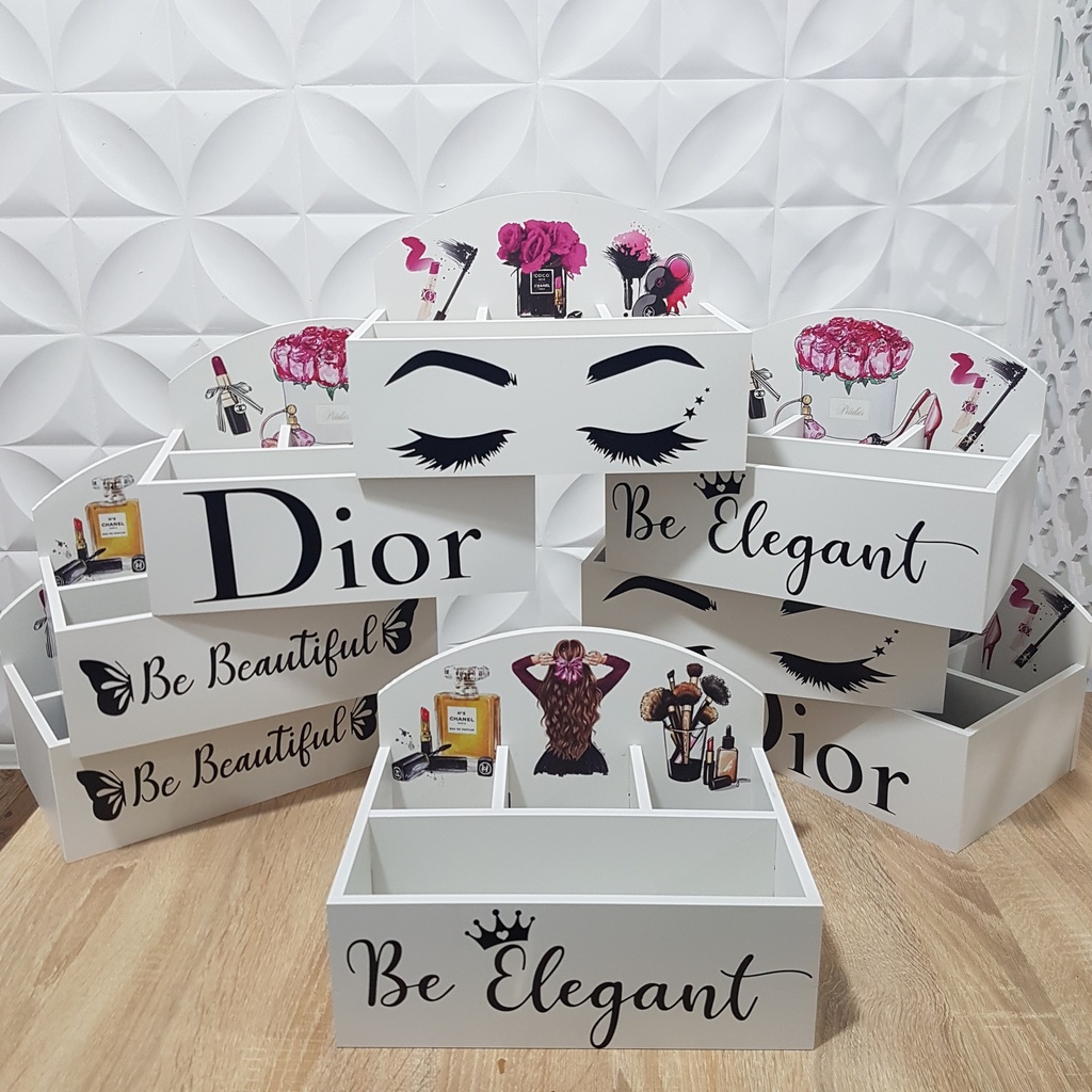 علبة تنظيم الماكياج (Box Rangement Maquillage)